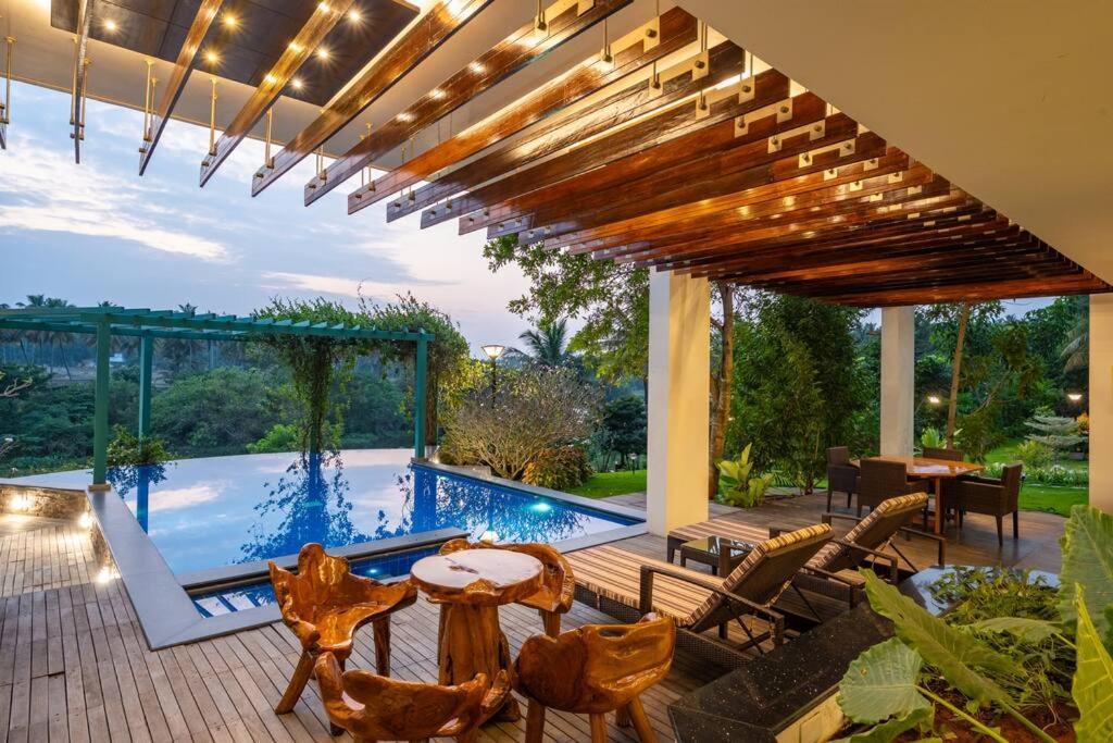 Villa Woods & Palms Pollāchi Dış mekan fotoğraf