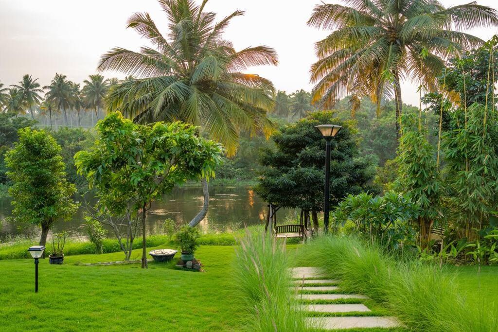 Villa Woods & Palms Pollāchi Dış mekan fotoğraf